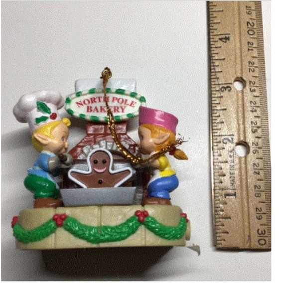 Vintage Mistletoe Magic Collection Christmas Ornament-Elves in North Pole Bakery - Picture 2 of 7
